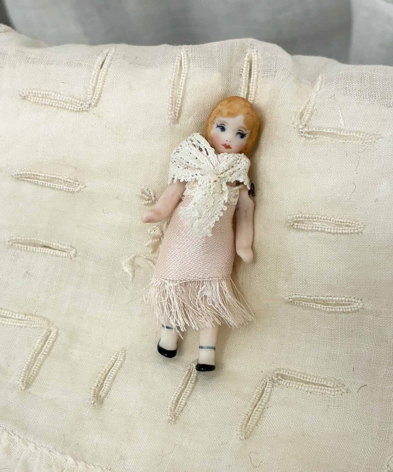 完成ドール】ミニチュアオールビスクドール/デイジー2A/5.2cm | Shall