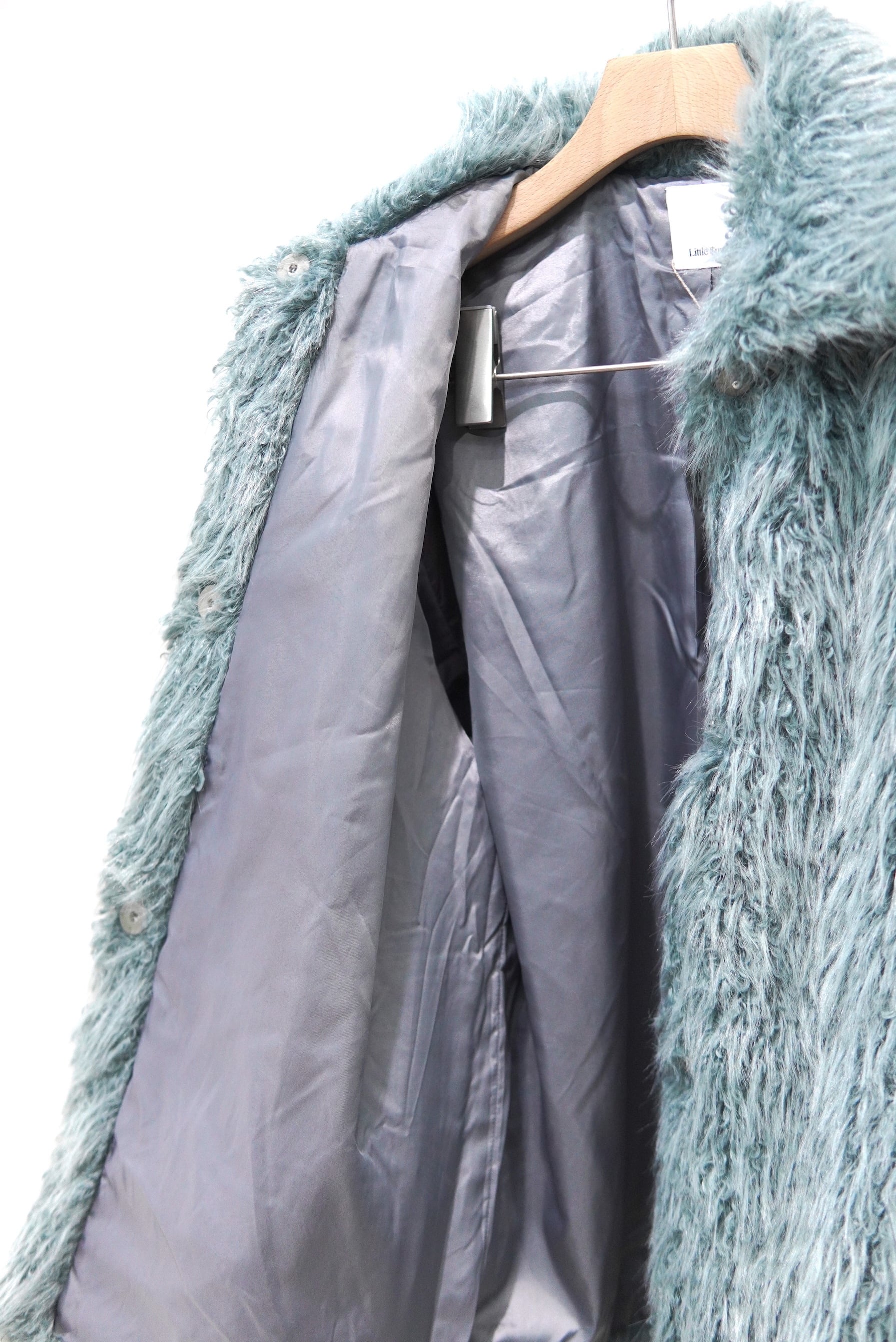 little suzie / ECO FUR SNAP FRONT JACKET / Sax Blue | POETRY