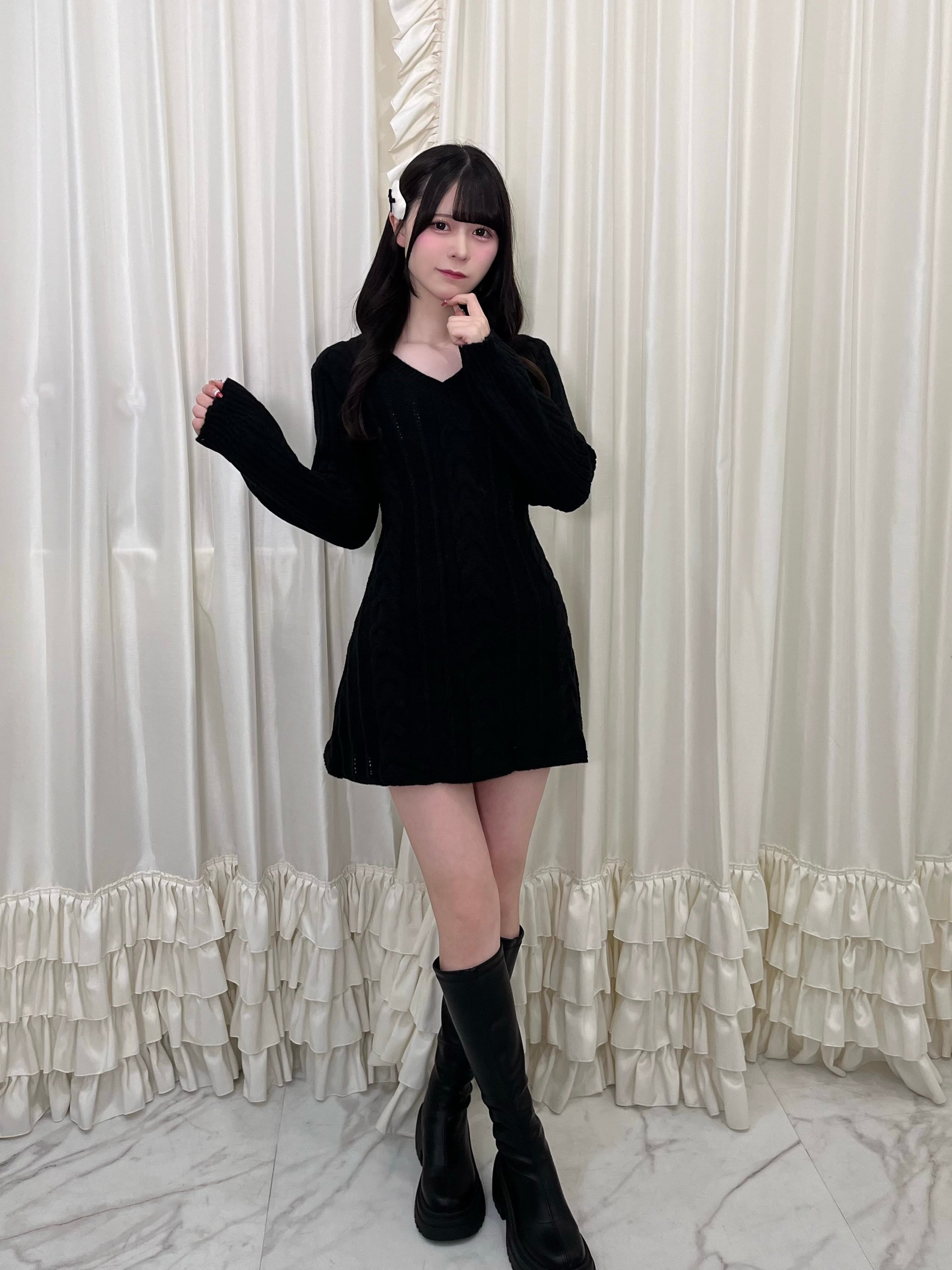 style up cable knit op-white