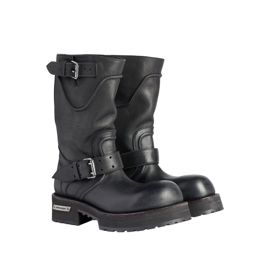 た*う様 balenciaga venom boots た*う様 balenciaga venom boots Balenciaga Venom Boots | Saks Fifth