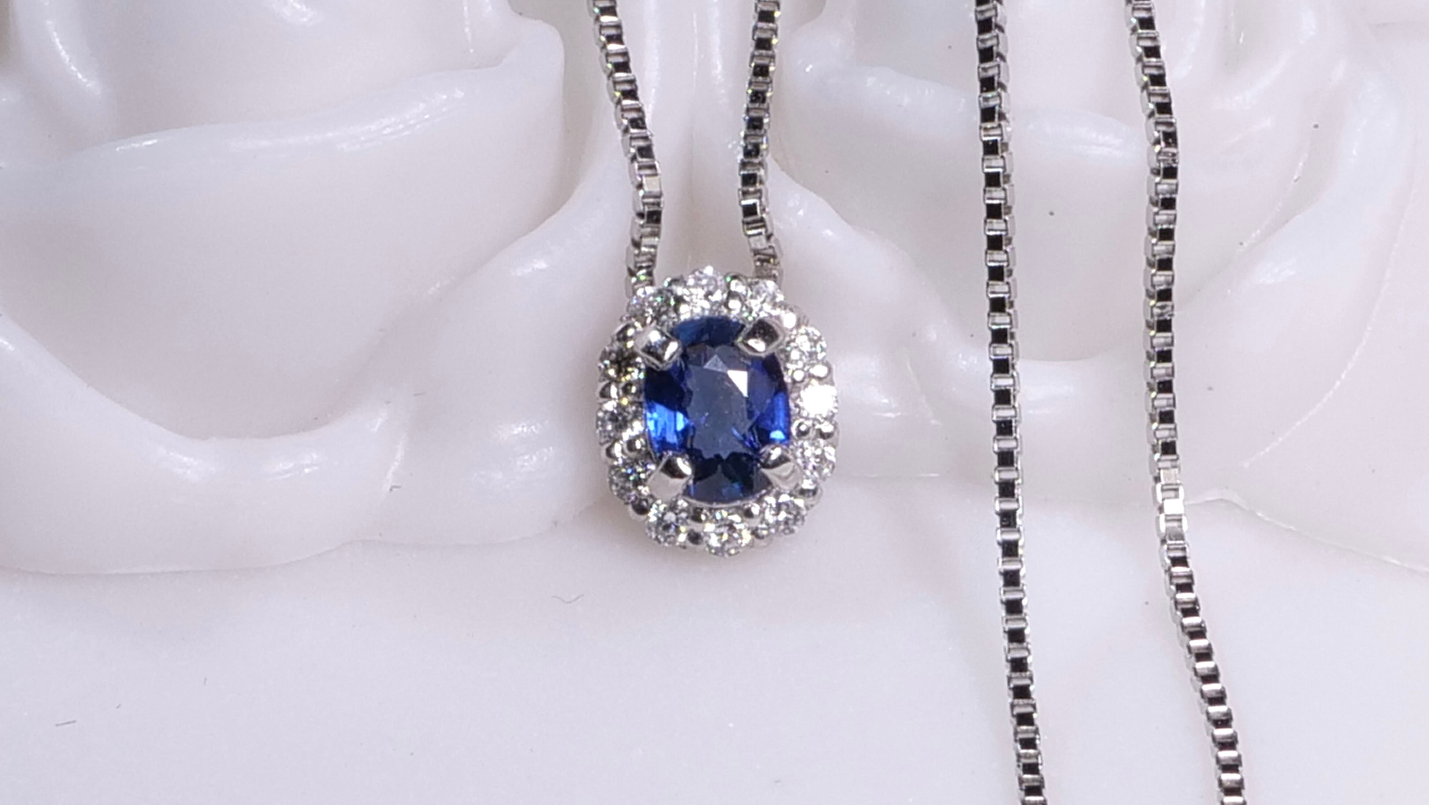 J29-8 Ptノンヒートロイヤルブルーサファイアネックレス J29-8 Ptノンヒートロイヤルブルーサファイアネックレス