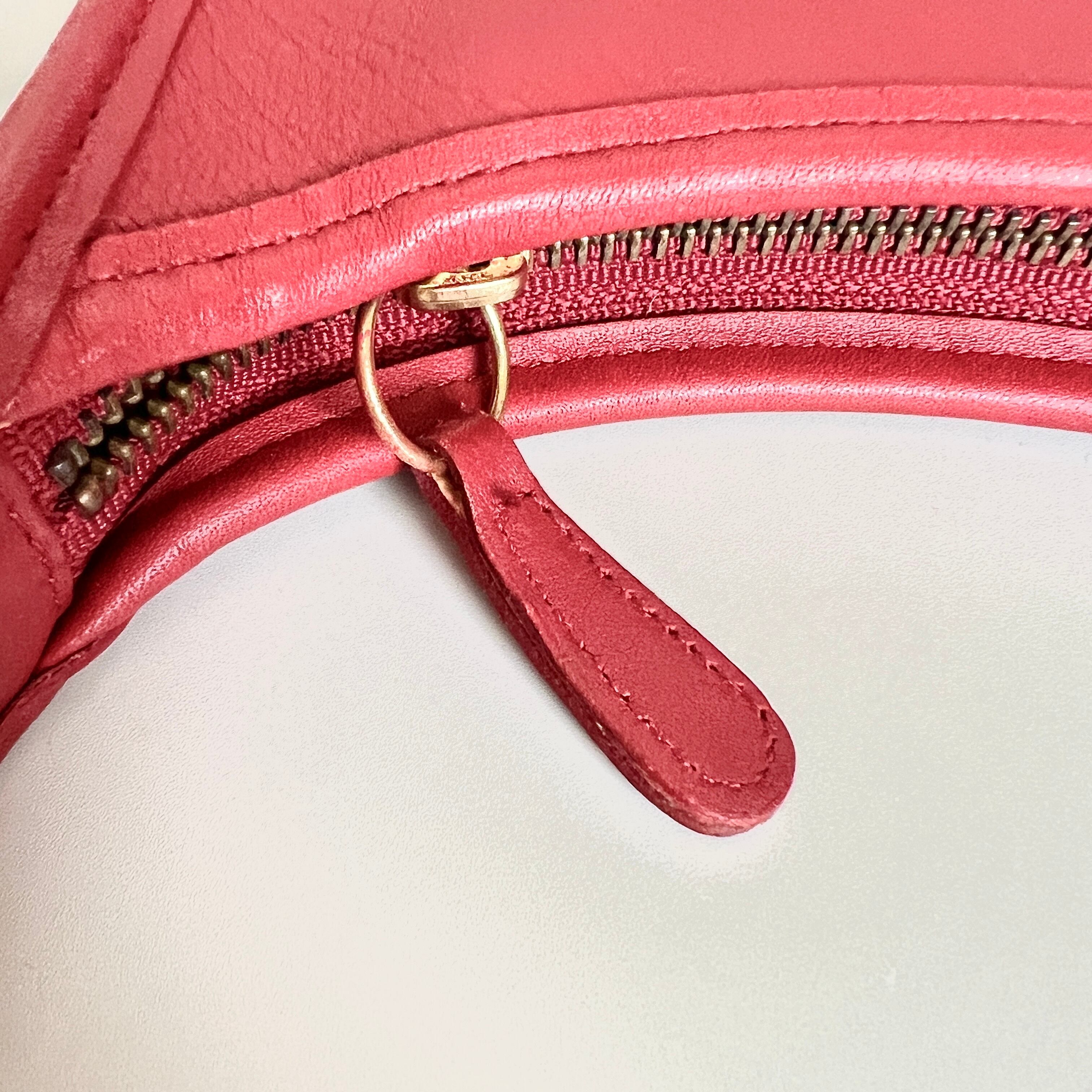 Vintage Coach 9020 ERGO MINI ZIP '97 | ONE VINTAGE