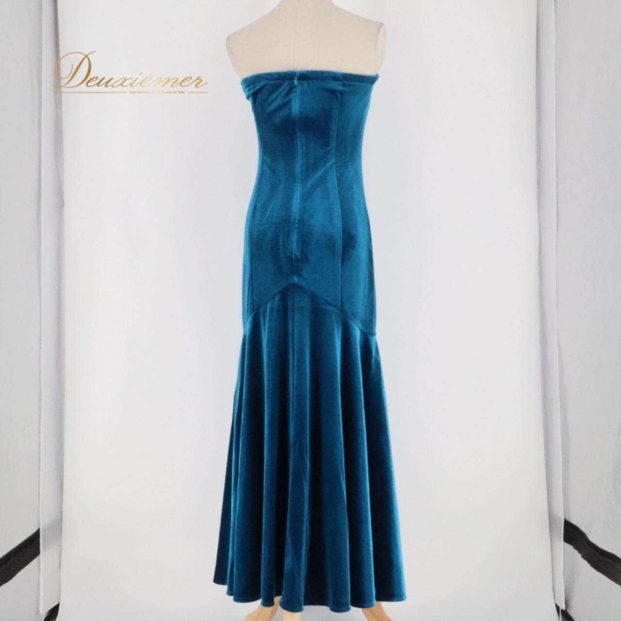 フラダンス 衣装 ワンピース ドレス アレミティ ブルー系 POERAVA BY AREMITI 日本製 ベロア チューブトップ ワンカラー 無地 きれい 上品 高級感 かわいい 華やか 鮮やか ピーコックグリーン ハワイアン アロハ フラ ダンス レッスン