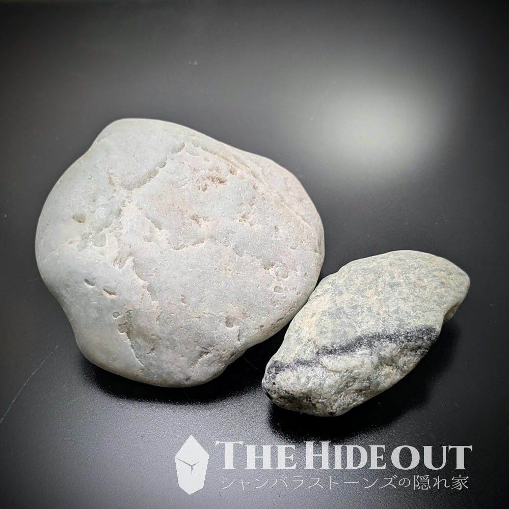 糸魚川おバカ祭り002 新潟県糸魚川市青海海岸産糸魚川翡翠 ツルツル&ザラザラ