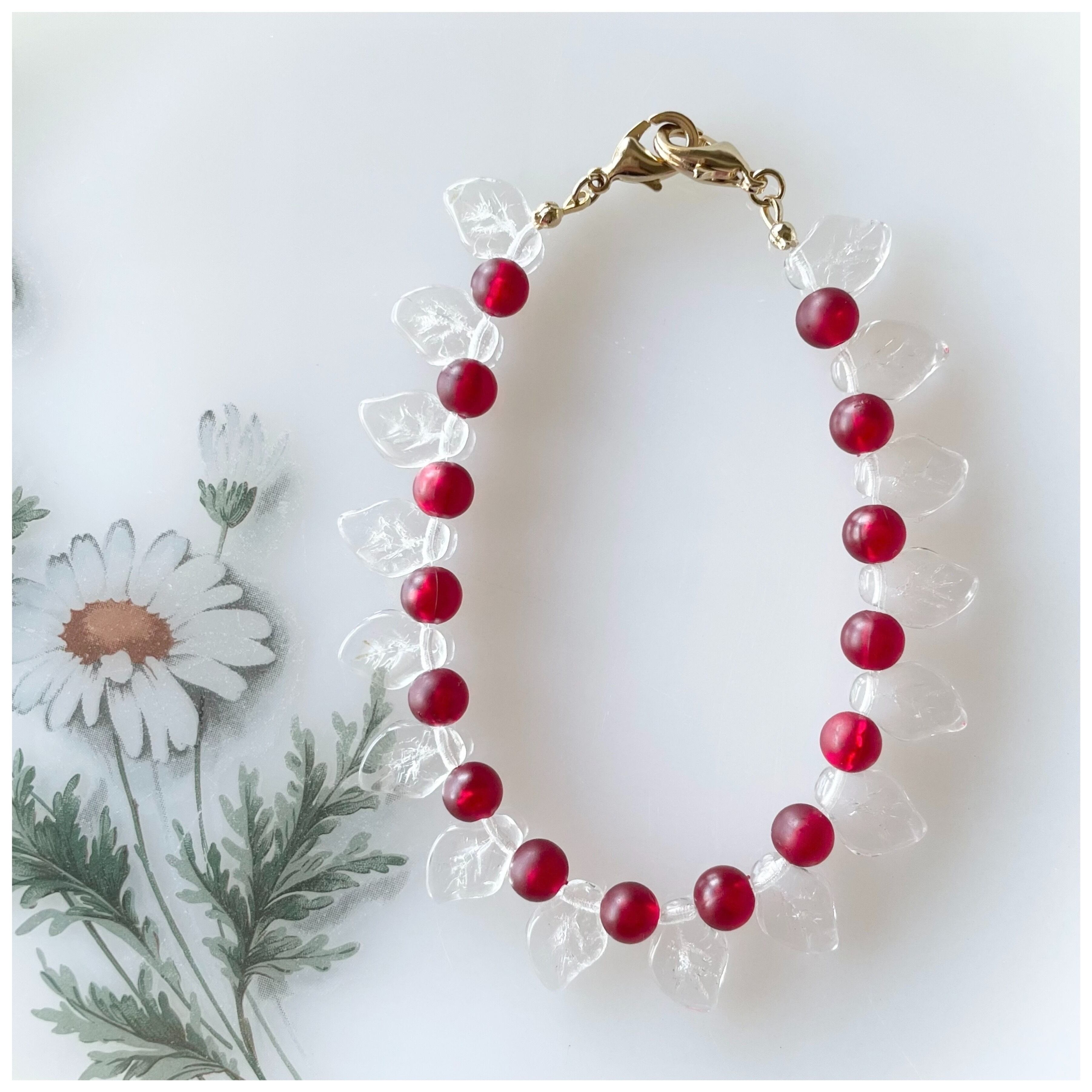 フランス買付 ヴィンテージ ブレスレット 赤玉 リーフパーツ バイ