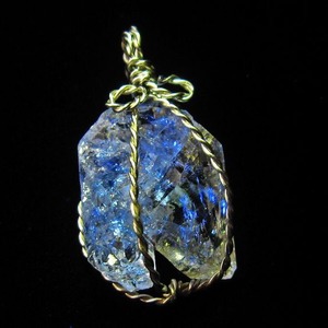 パキスタン産 オイルインクォーツ ペンダント オイルクォーツ  112-1226