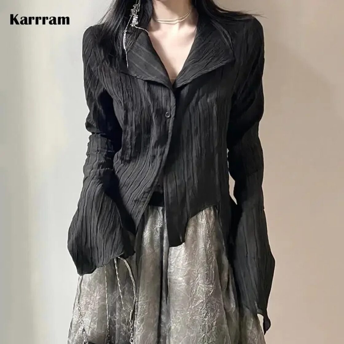 Karrram-女性のための黒いゴシックシャツ,不規則なデザイナーの服 