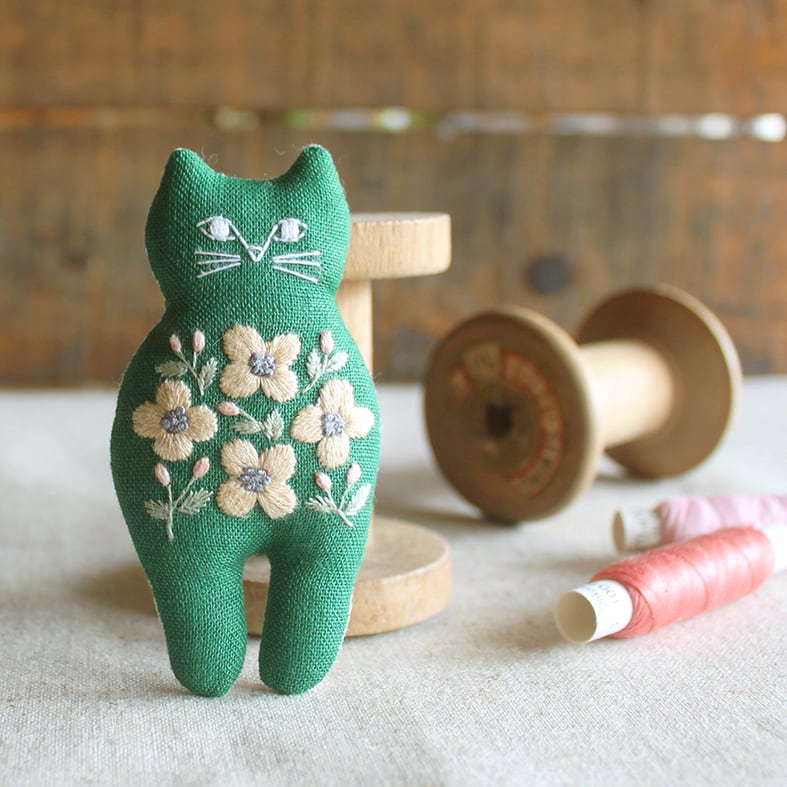 nekogao｜猫 刺繍キット 4個セット｜ハンドメイド ブローチキット