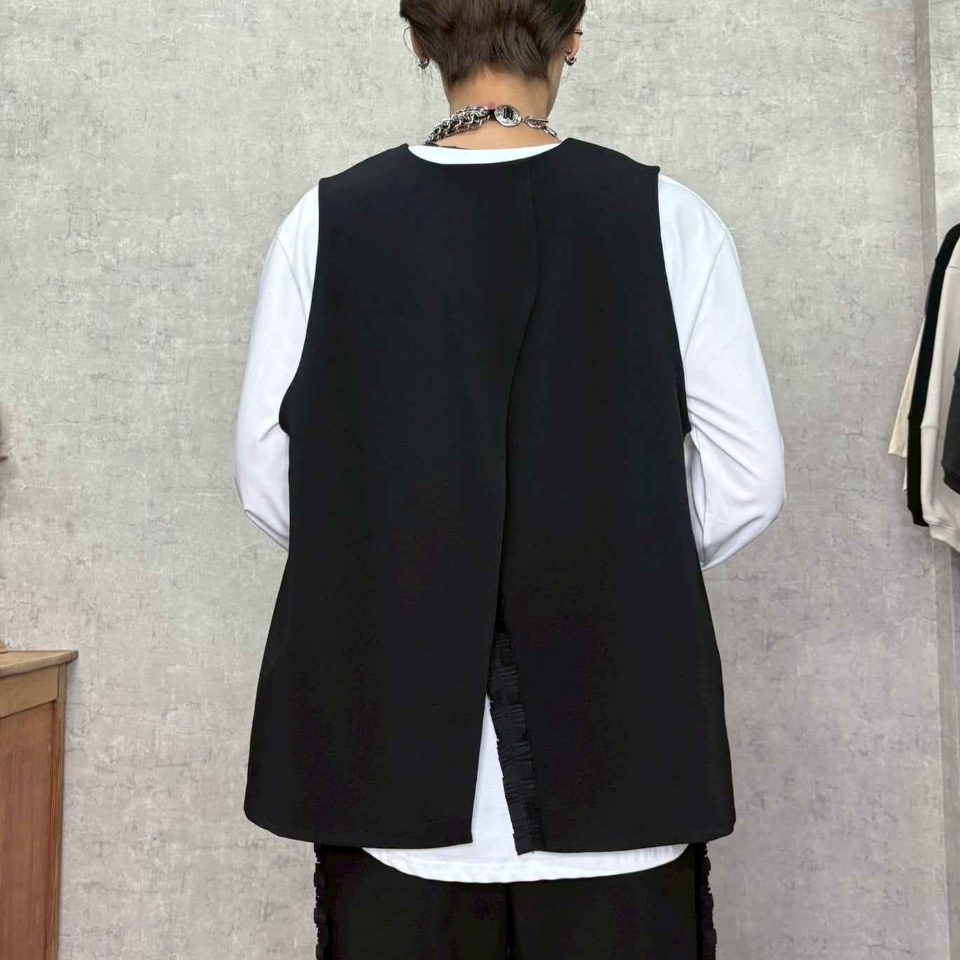 ✨25AW新品✨TRANOI トラノイ ヘンリーネックトップス BLACK 楽天市場】tranoi（レディースファッション）の通販