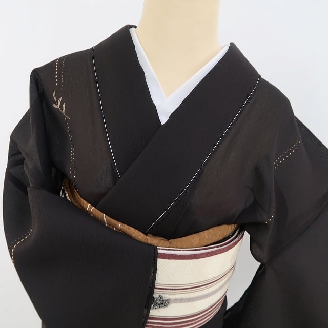 新品未使用 正絹 紬風 滑っ 女性用 しつけ糸付き E52