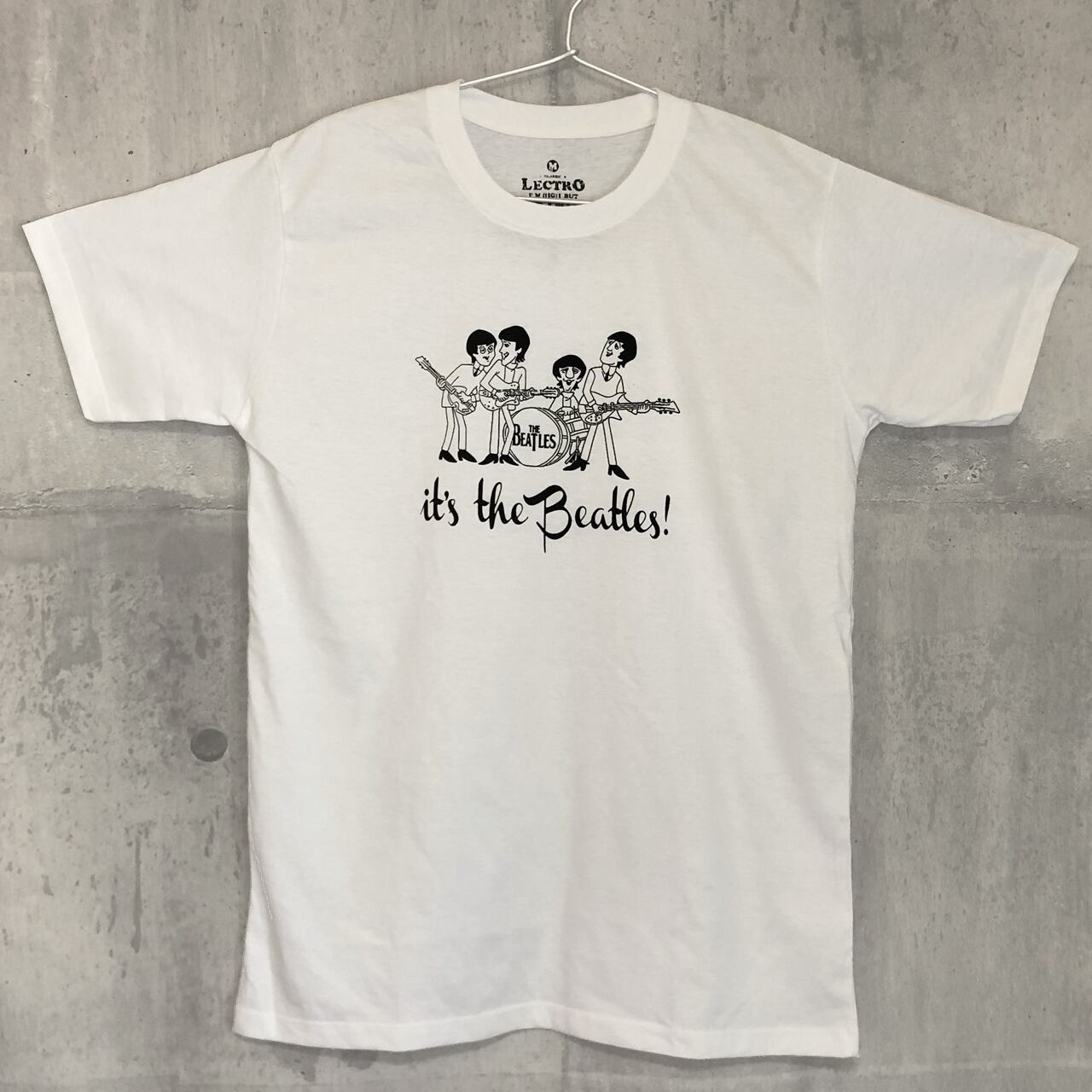 送料無料 ロック バンド Tシャツ The Beatles Illustration Men S T Shirts White M ザ ビートルズ イラスト メンズ Tシャツ ホワイト M ロックtシャツ バンドtシャツ Piggies