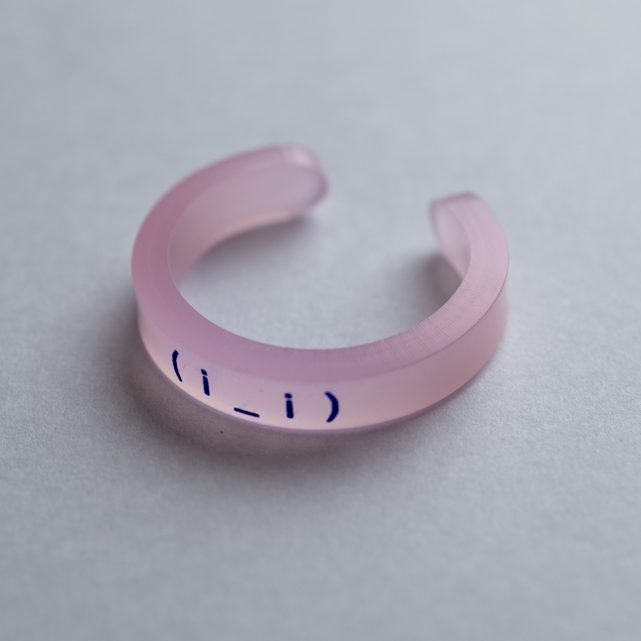 < フムフムス > ポエリング - (i_i)