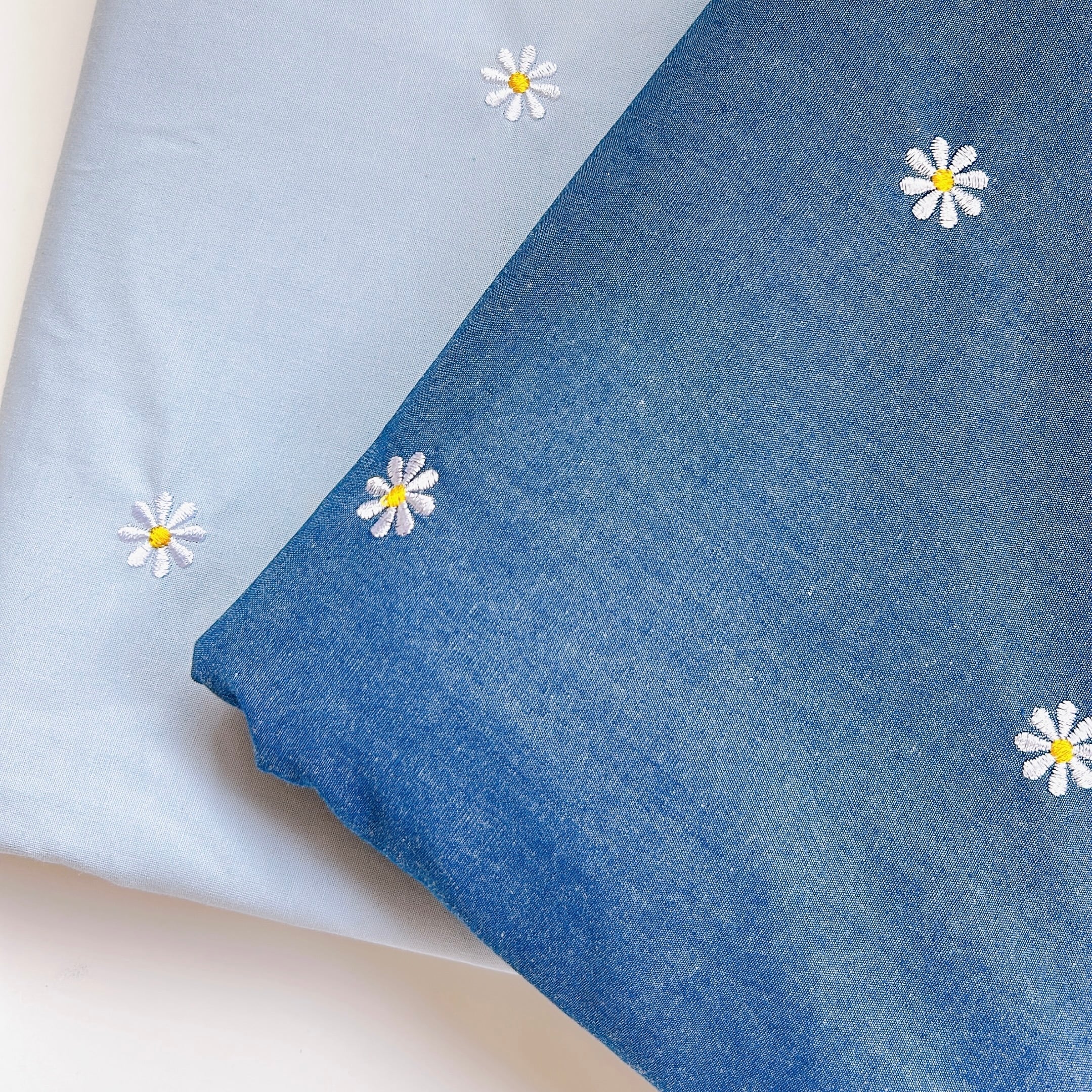 即納】薄手デニム フラワー刺繍 韓国生地 | Rin fabric