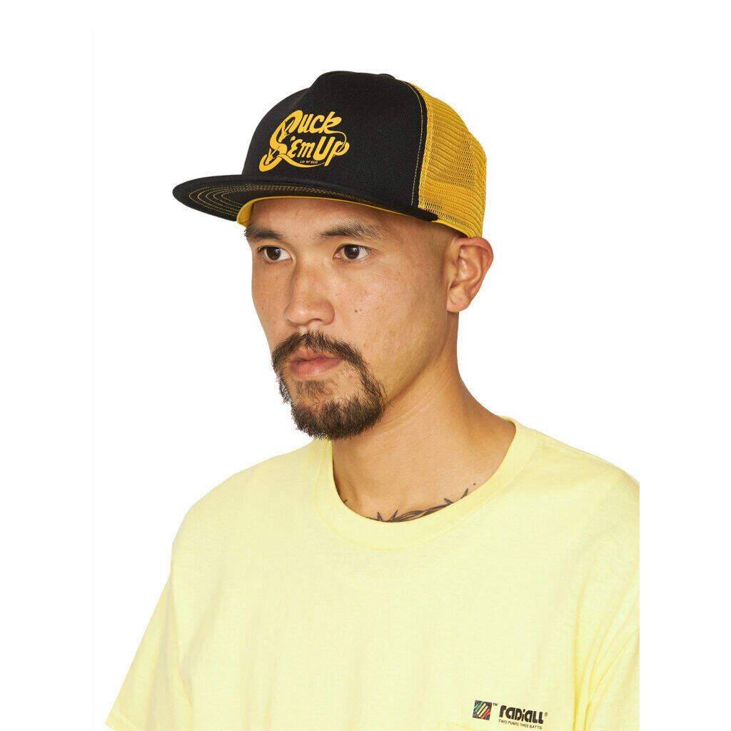 RADIALL (ラディアル) Them TRUCKER CAP ラディアル キャップ メッシュキャップ ストリート メンズ 夏 ブランド 深め 帽子  トラッカーキャップ スナップバック ロゴ フラット 黄色