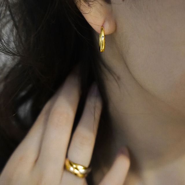18K Gold x Diamonds Earrings