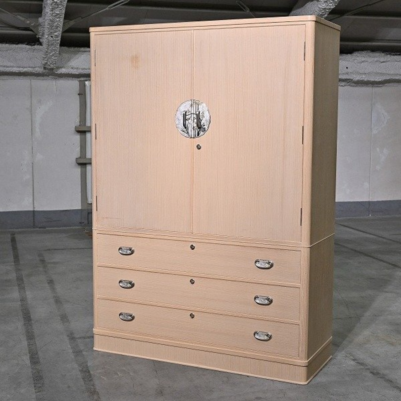 最高級 加茂桐箪笥 伝統工芸 衣装箪笥 整理箪笥 引き出し 金具装飾 鍵付き 観音開き 衣装 衣類 着物収納 和タンス 和室 和家具 新潟