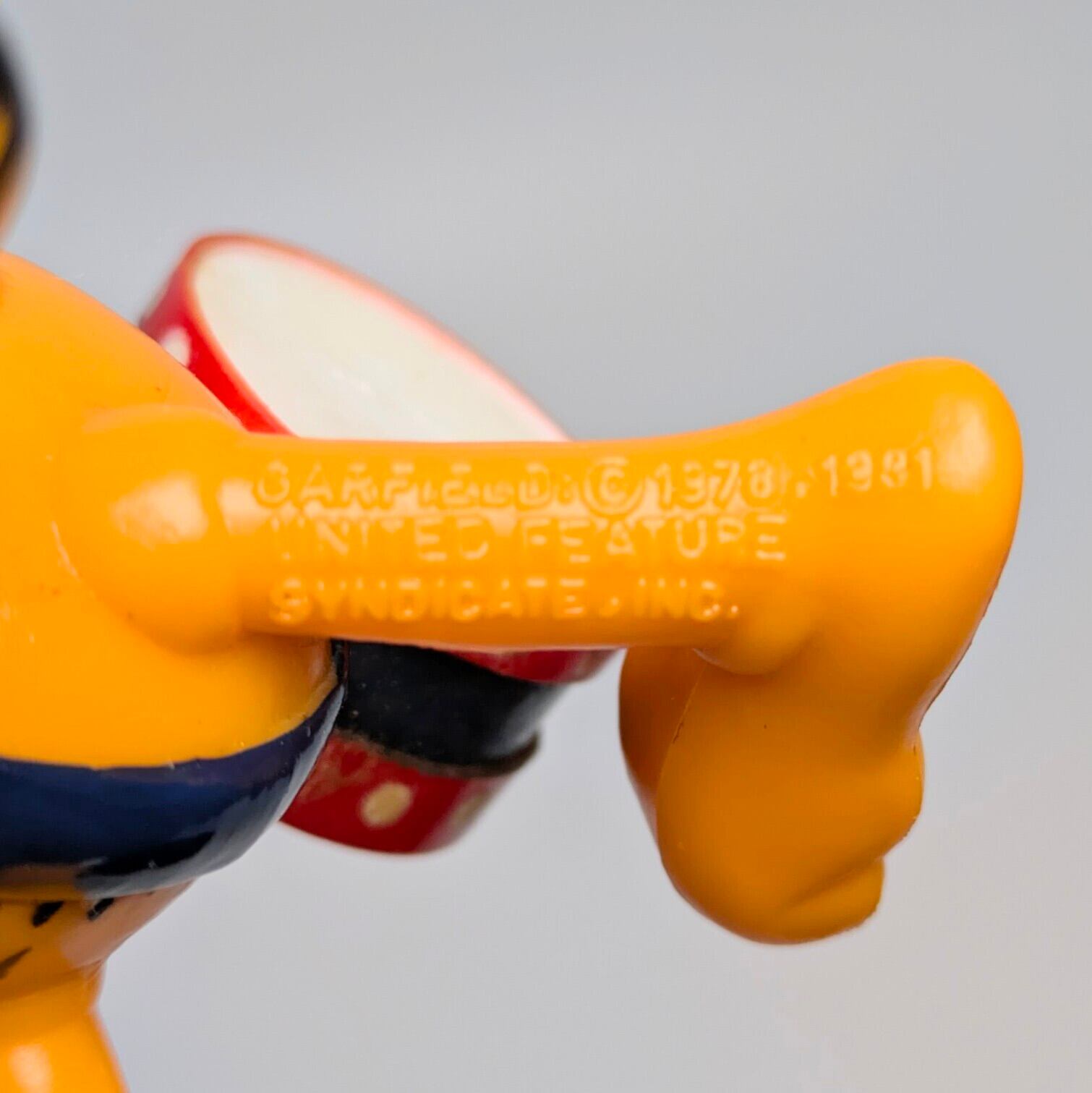 ☆VINTAGE80' 90'☆【 Garfield ( ガーフィールド ) 】 PVCフィギュア ドラム 〚アメリカン雑貨 アメトイ〛