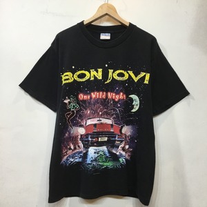 ’01 USA製 Bon Jovi ボンジョヴィ 半袖Tシャツ バンドTシャツ アーティストTシャツ ツアーTシャツ プリントTシャツ 黒Tシャツ 両面プリント 古着 gr-190