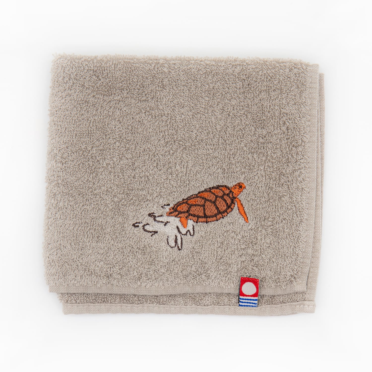 アカウミガメ刺繍のタオルハンカチ｜今治タオル | Frasco(フラスコ