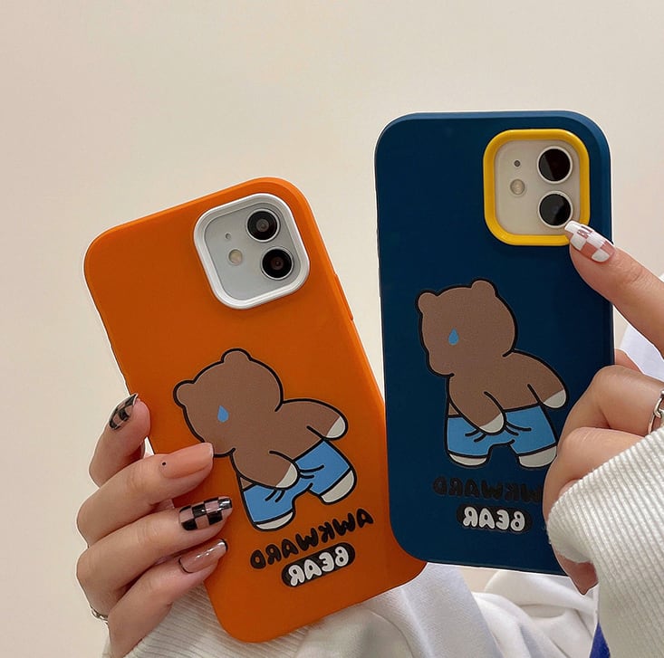 ●familiar 女の子とクマ刺繍 iPhoneケース13 ○familiar 女の子とクマ刺繍 iPhoneケース13 - メルカリ