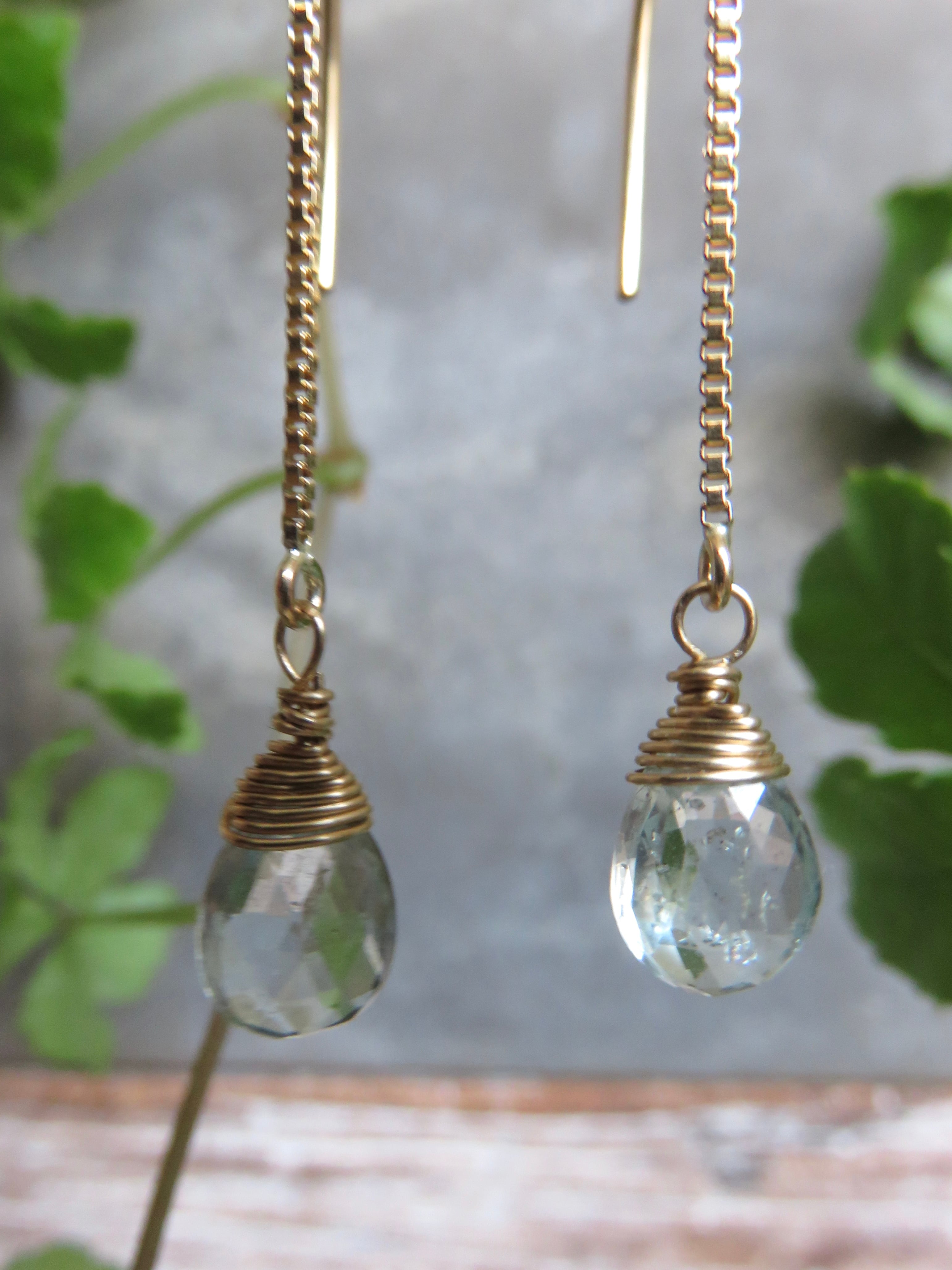 アクアマリンの揺れる雫ピアス | komichi コミチの石