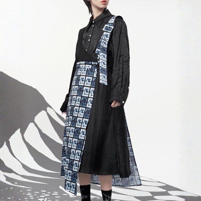 Buckle film print one-piece C1609