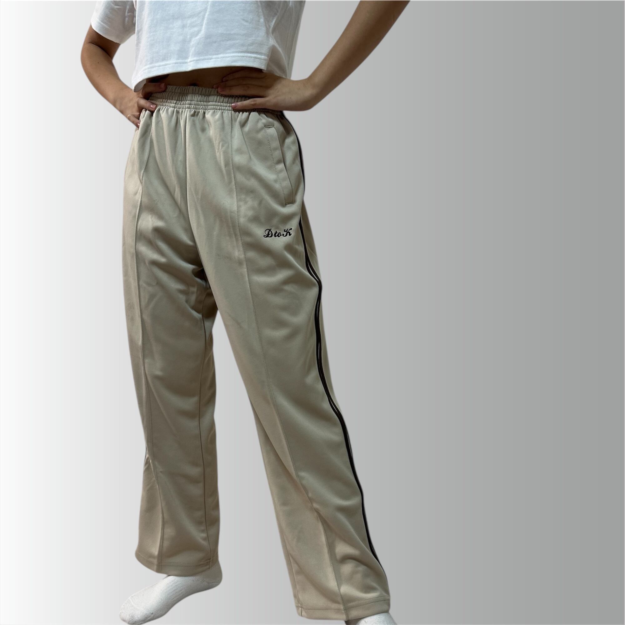 INDEPICT トラックパンツ　ベージュ INDEPICT トラックパンツ ベージュ