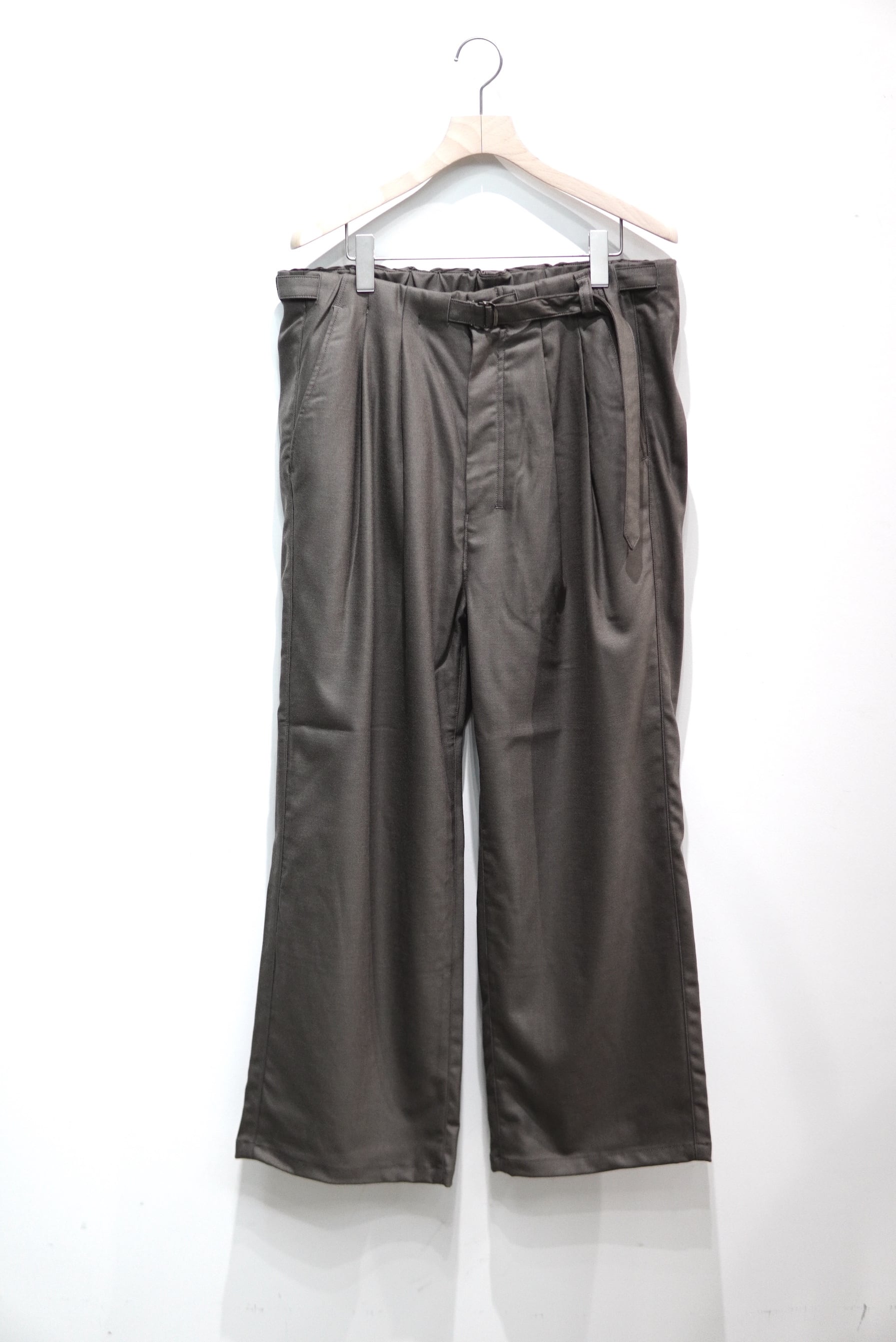 ANCELLM / WOOL SATIN BELT-LESS SLACKS / ANC-PT127