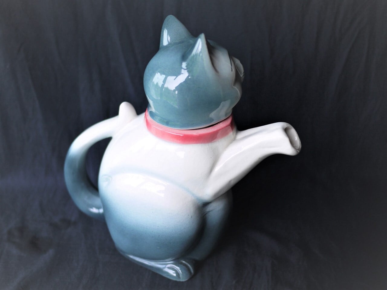 灰白ネコ 陶器ティーポット Cortendorf ドイツ | こりすのパン屋Base店