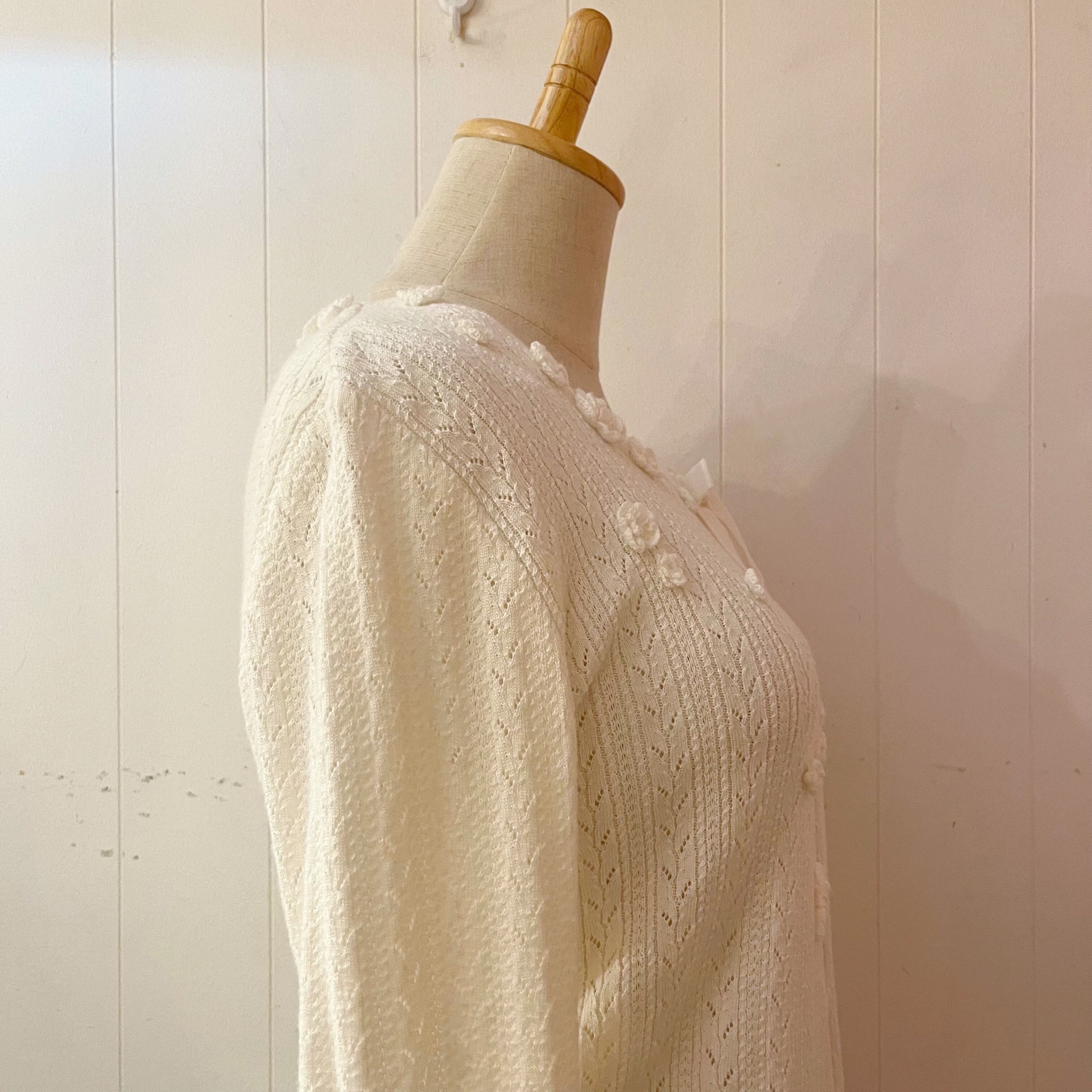 white flower knit ensemble