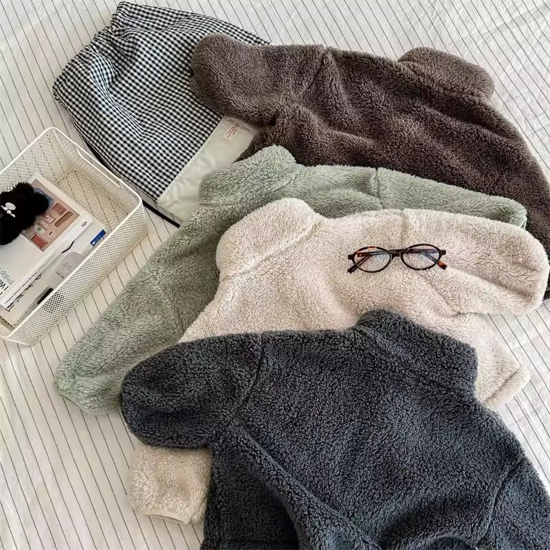 GO.U刺繍ファージャケット