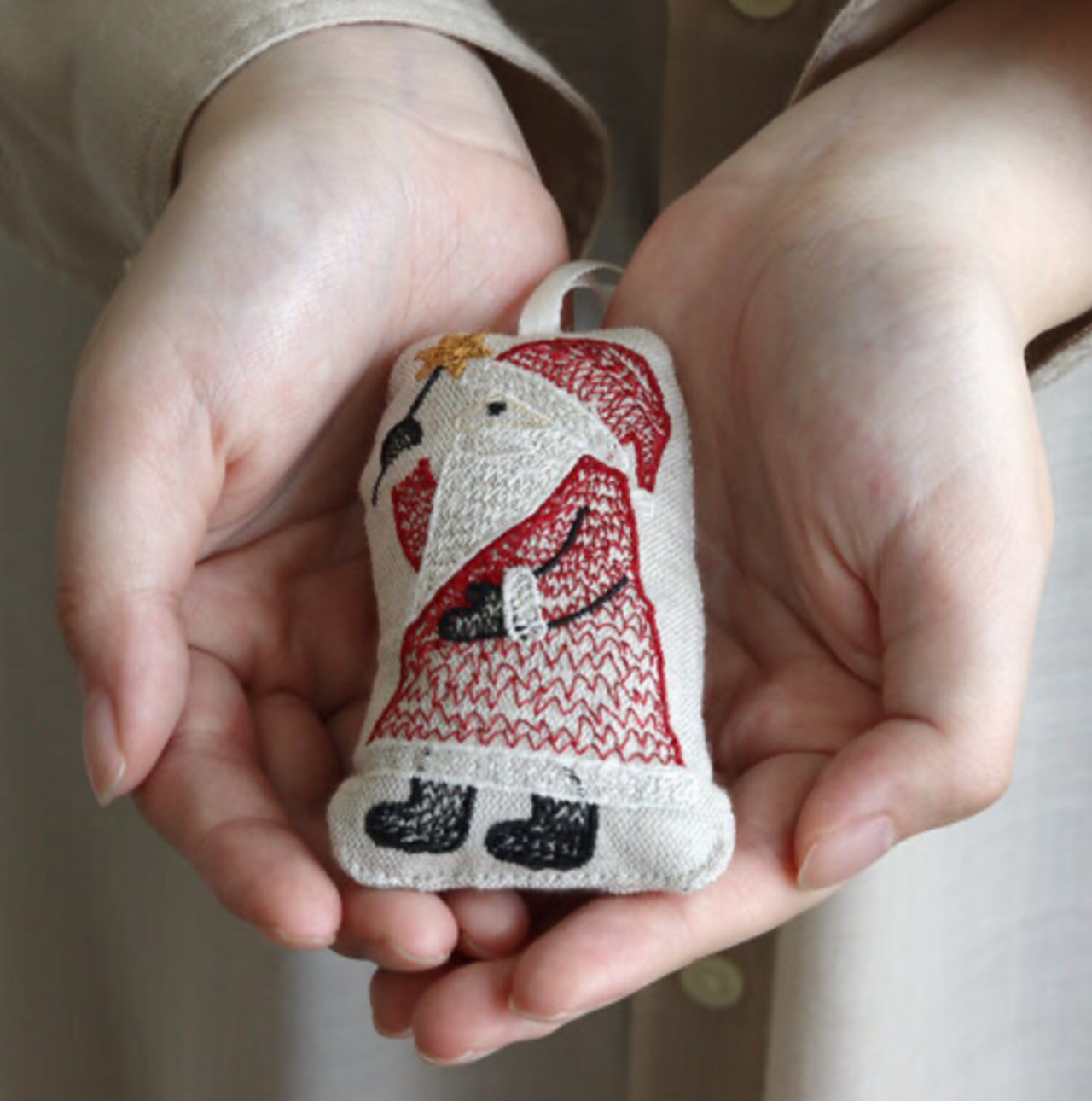 刺繍オーナメント