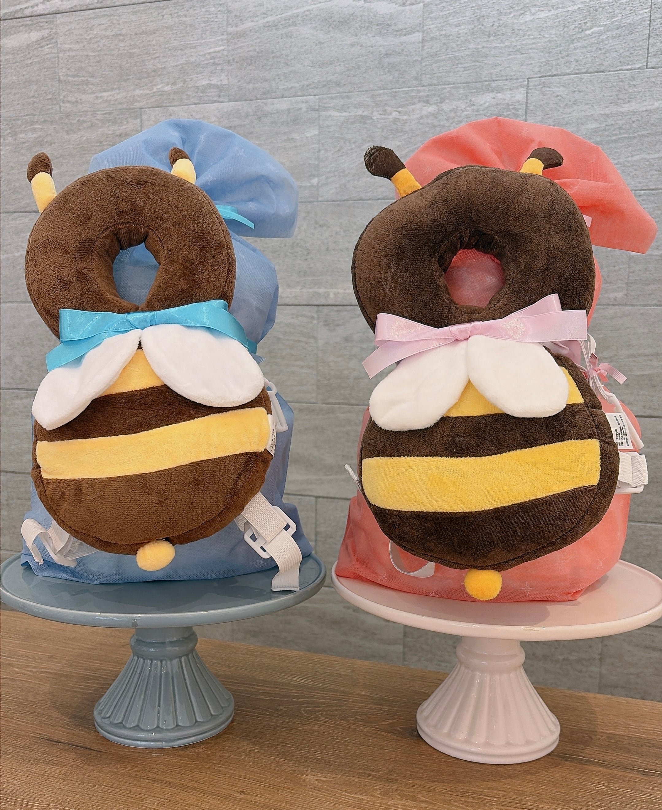 【送料無料】出産祝いに！ミツバチのおむつケーキ