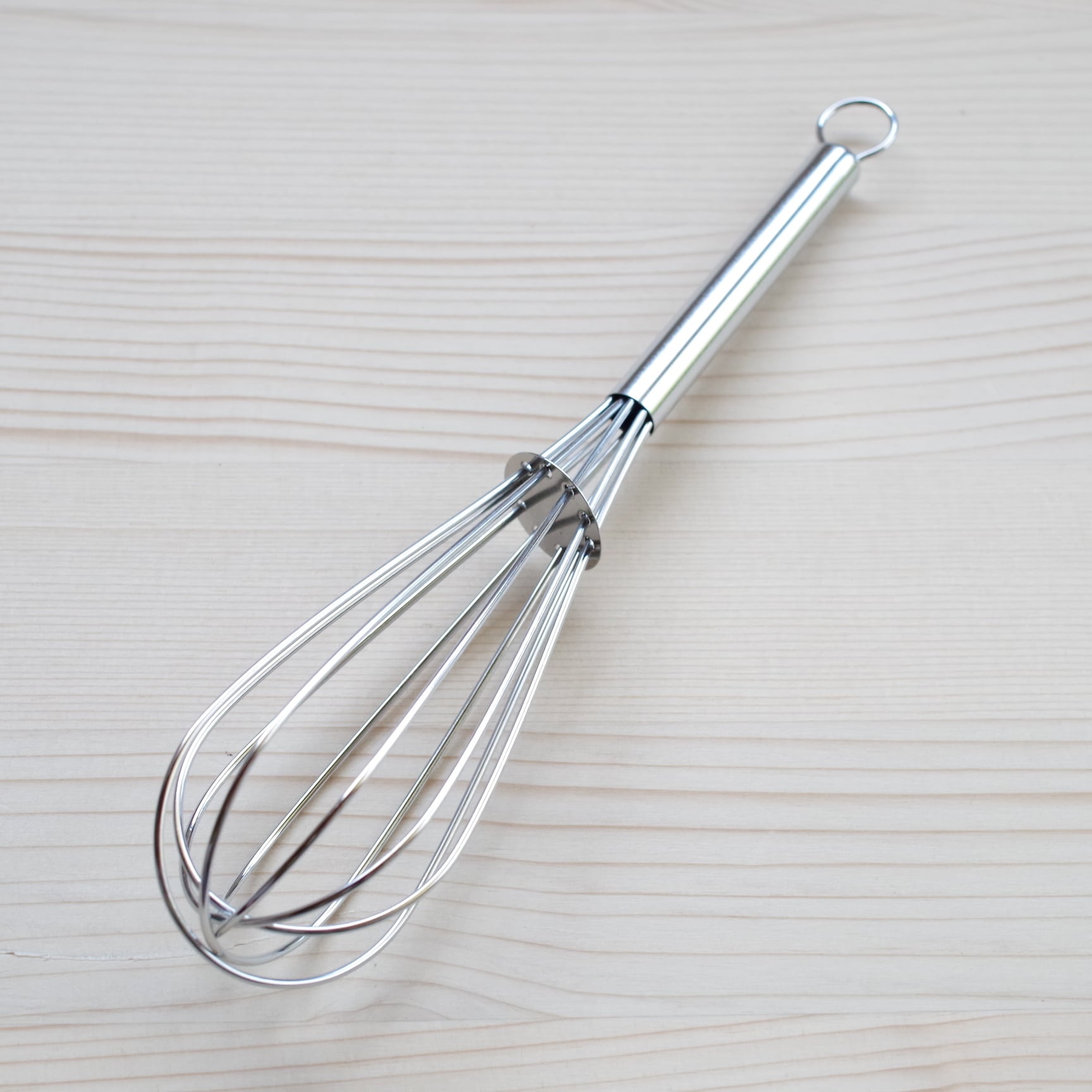 泡だて器 ケーファー 泡だて器 | 木のおもちゃ専門店 おもちゃ箱 イカロス 公式
