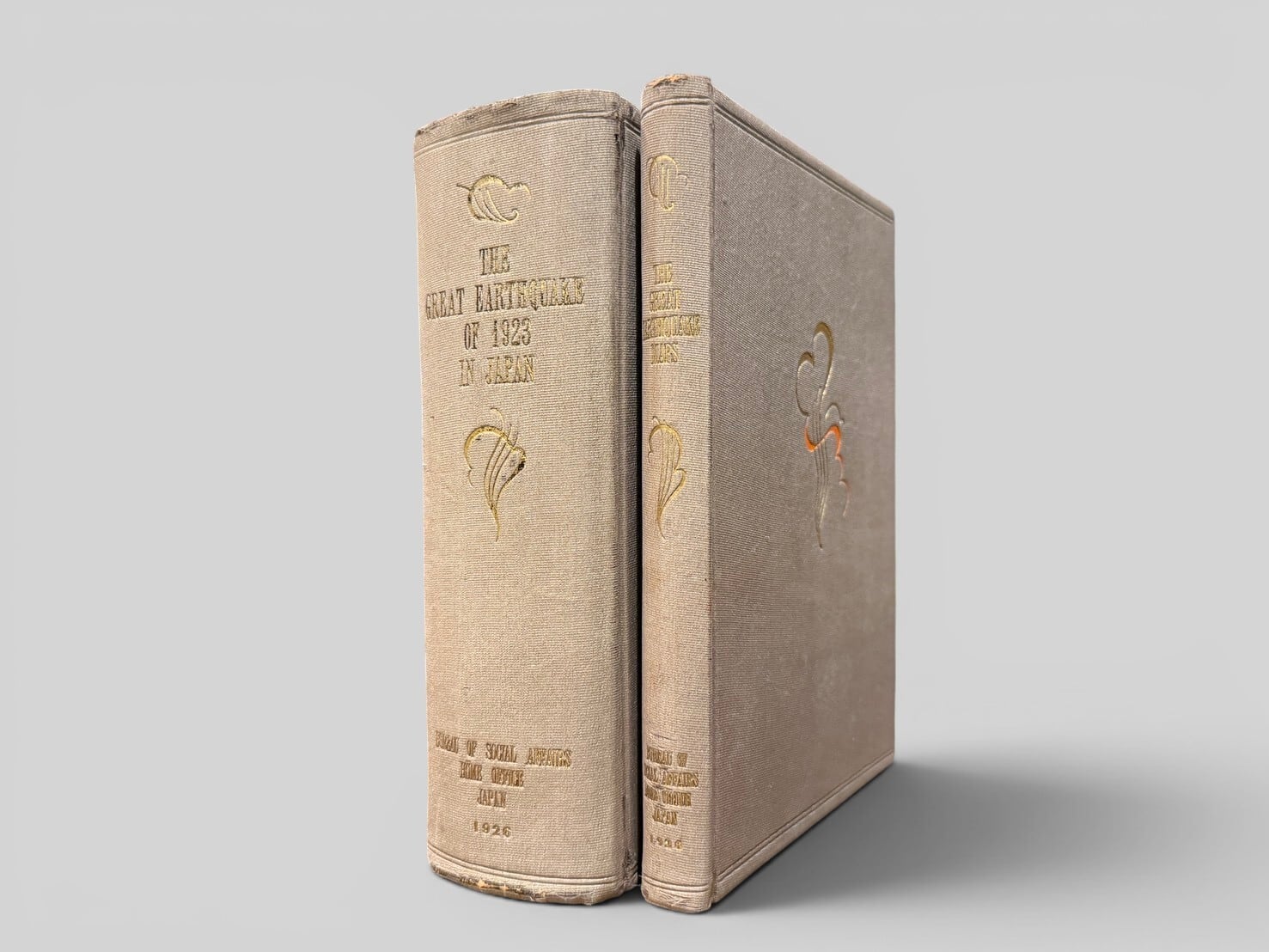 【RJ014】【FIRST EDITION】The Great Earthquake of 1923 in Japan. Complete set in 2 volumes.(1926) /The Bureau of Social Affairs, Home Office, Japan