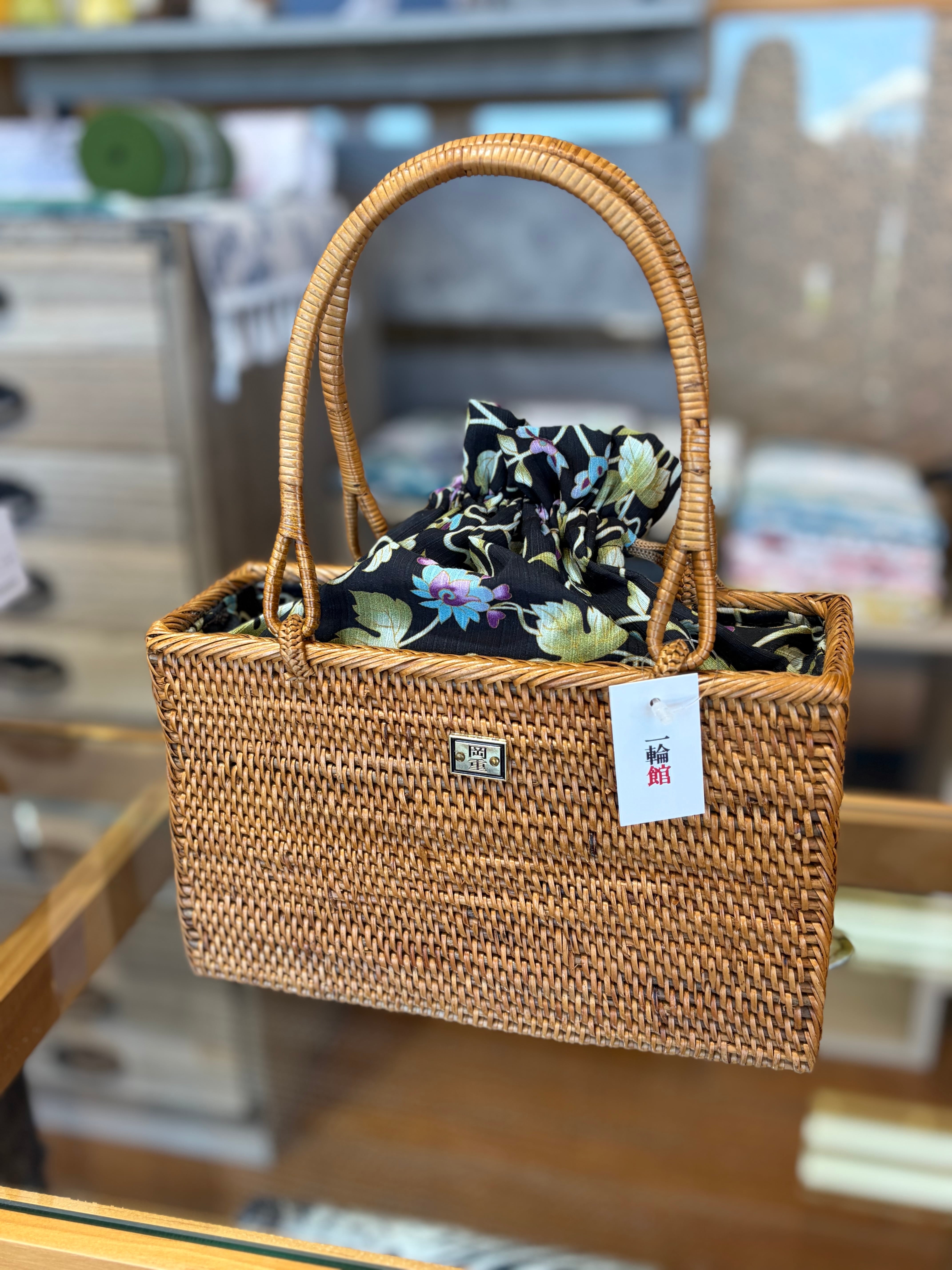 桐箱 【桐2段式衣裳箱】 日本製 収納ケース 衣装箱 呉服屋が薦める桐箱