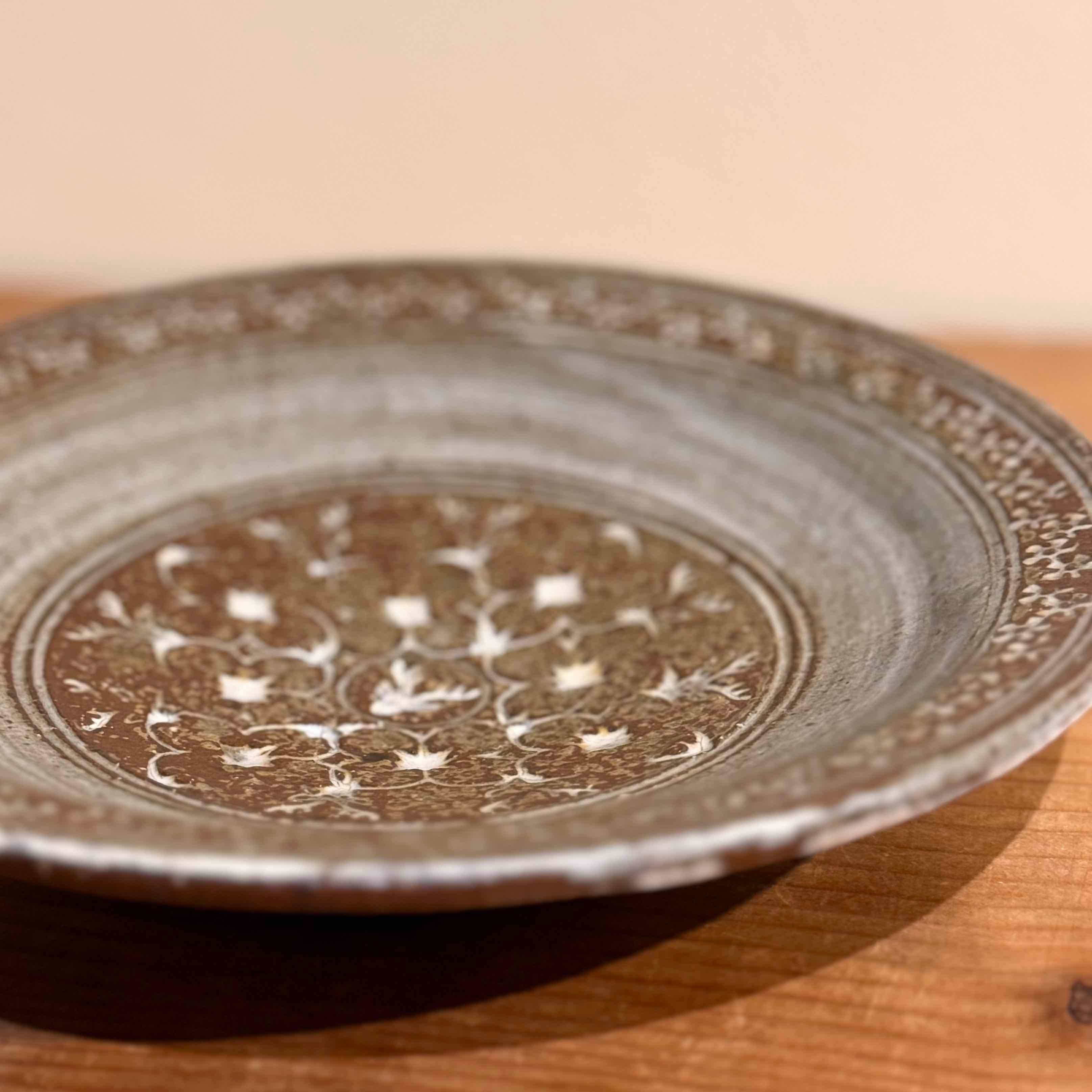 うつわうたたね 三島皿 七寸 | SECRET