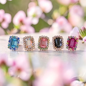 オクタゴンキャンディ　ピアス