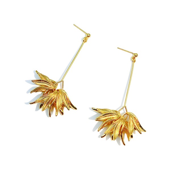 フラワーモチーフピアス　00238