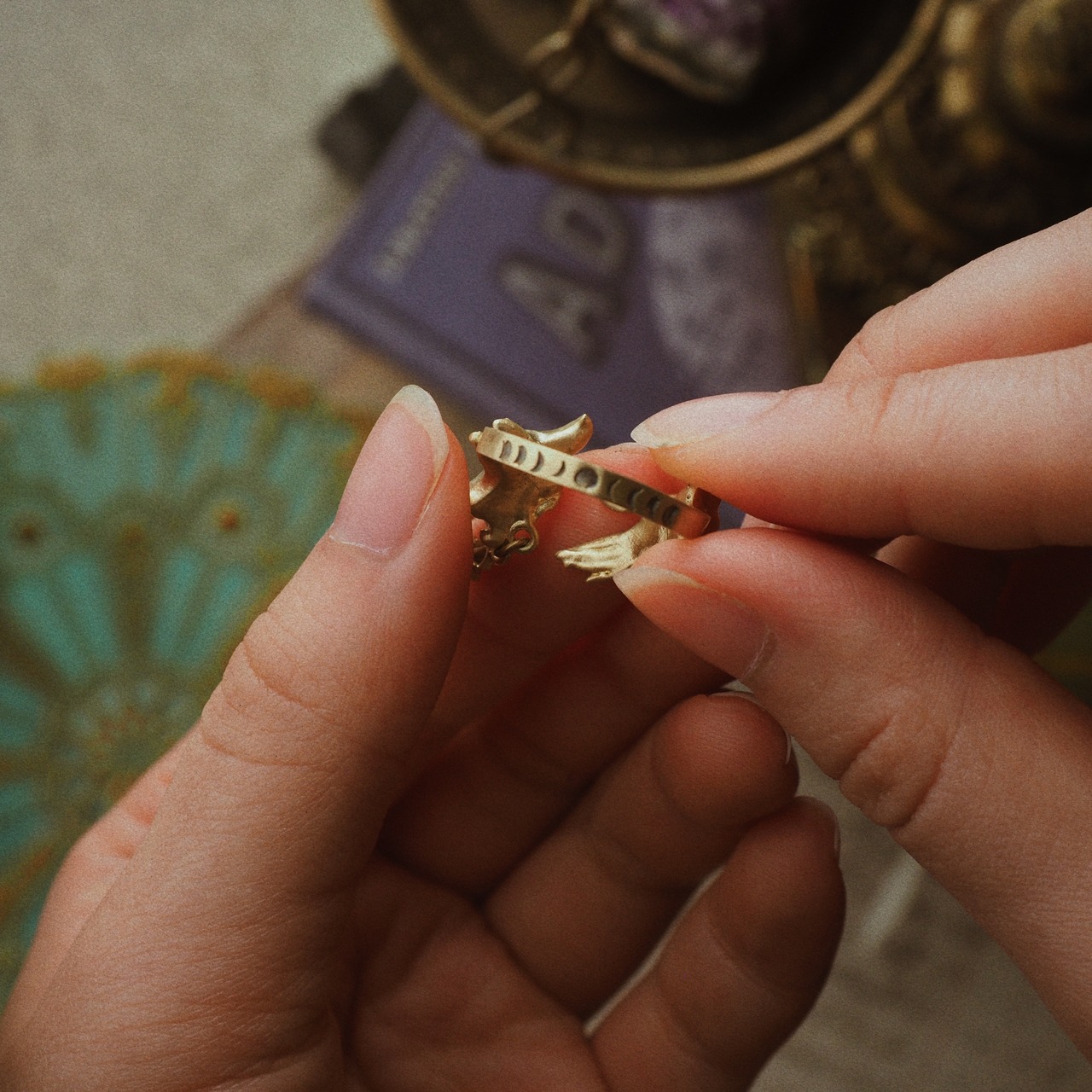 White lily brass ring