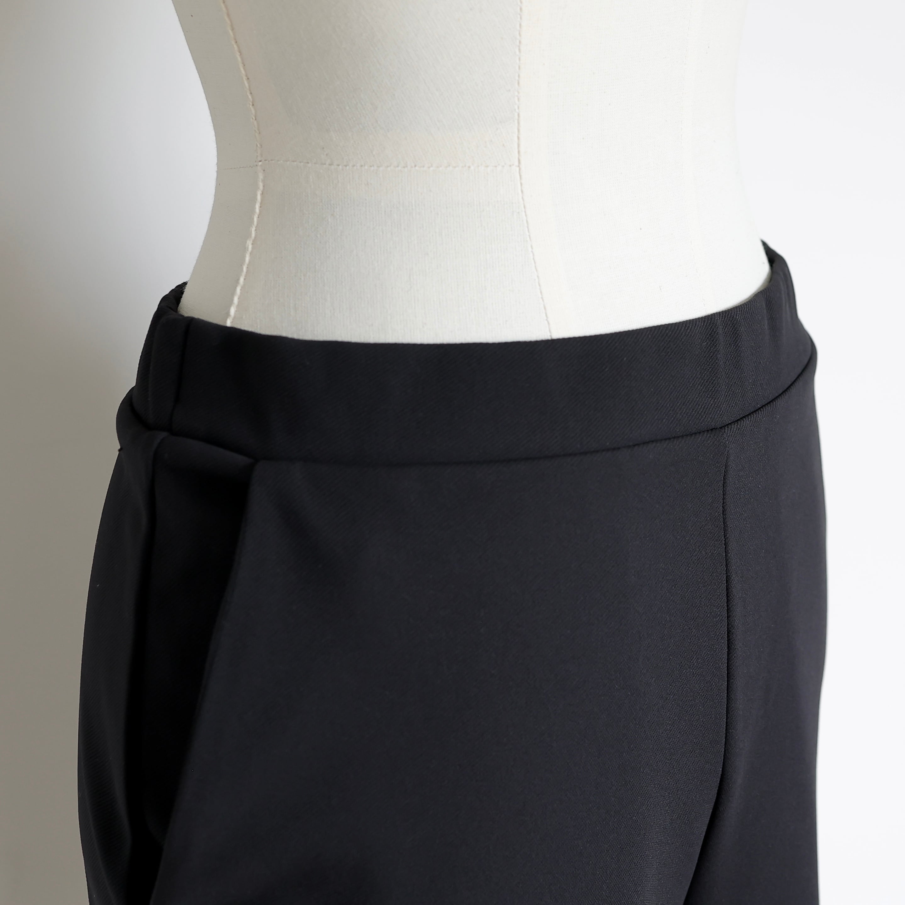 GPCF-310 Stretch Capri Pants | gypsohila