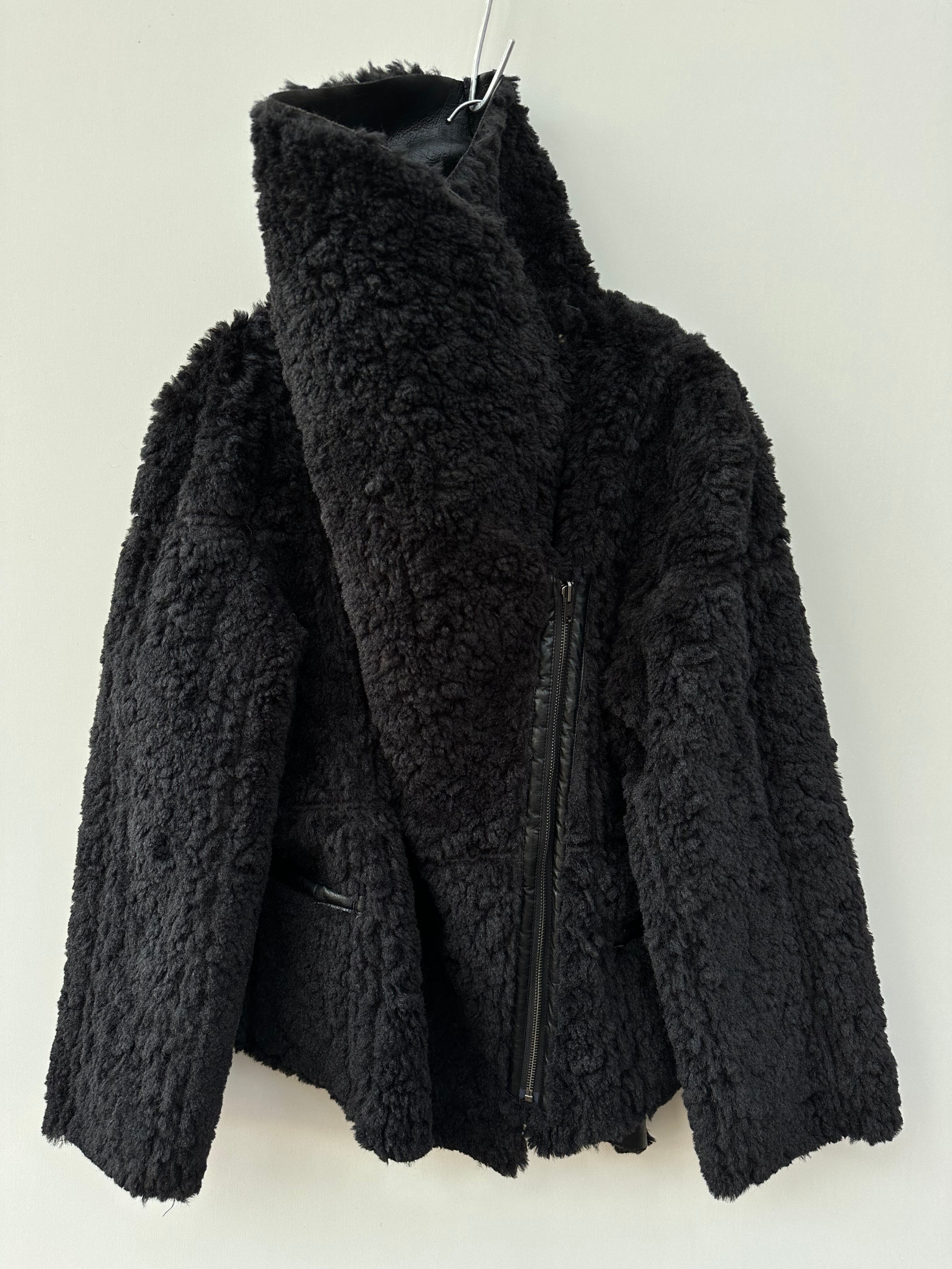 PERVERZE Pe-PET Teddy Coat | AAR PERVERZE Pe-PET Teddy Coat | AAR