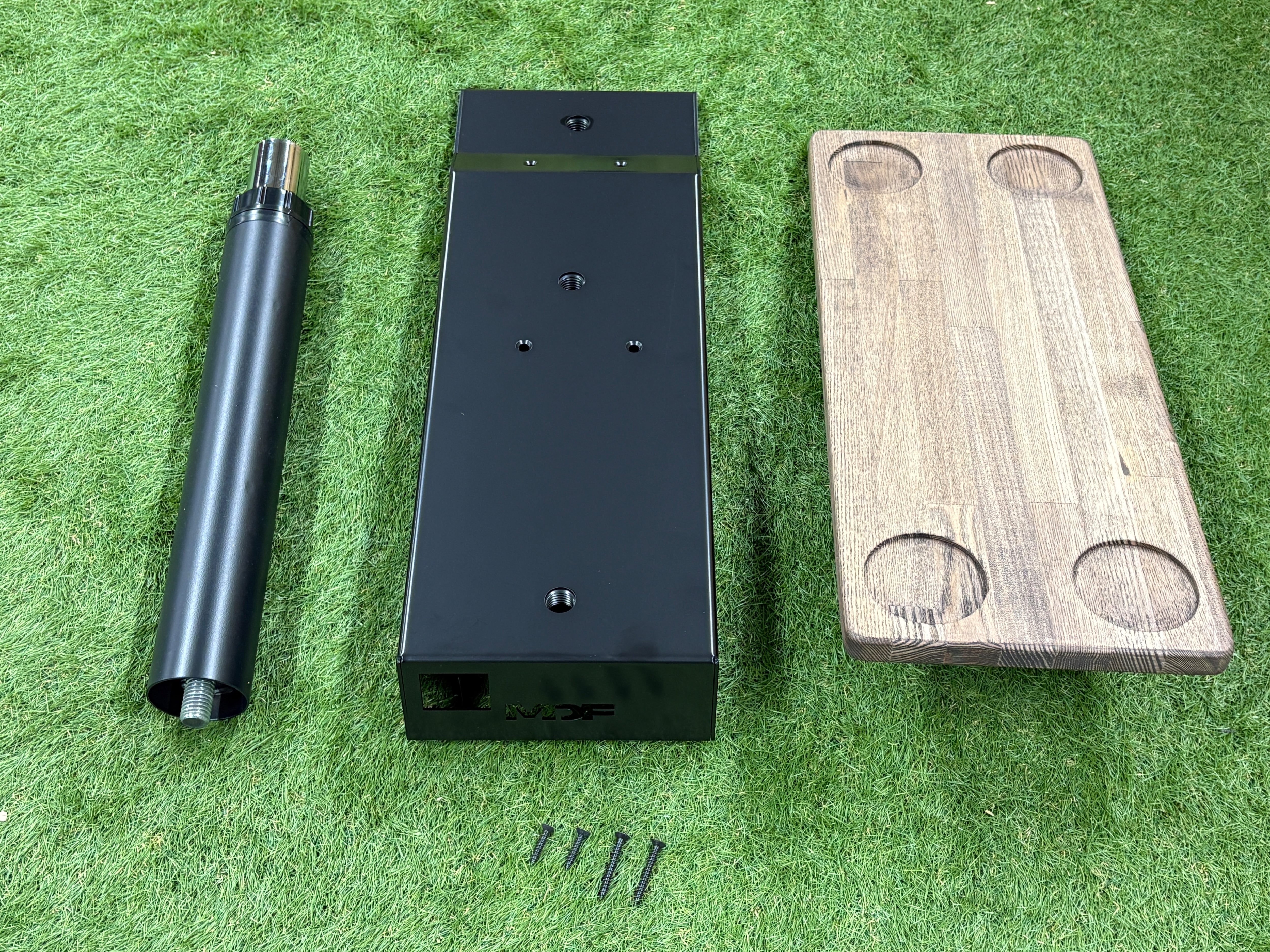 MDF デリカD:5専用 ユーティリティテーブルキット（2025年モデルまで