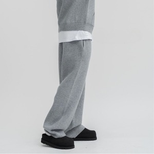 ベーシックニットストレートパンツ（別売りでセットアップのパーカーあり）　1154