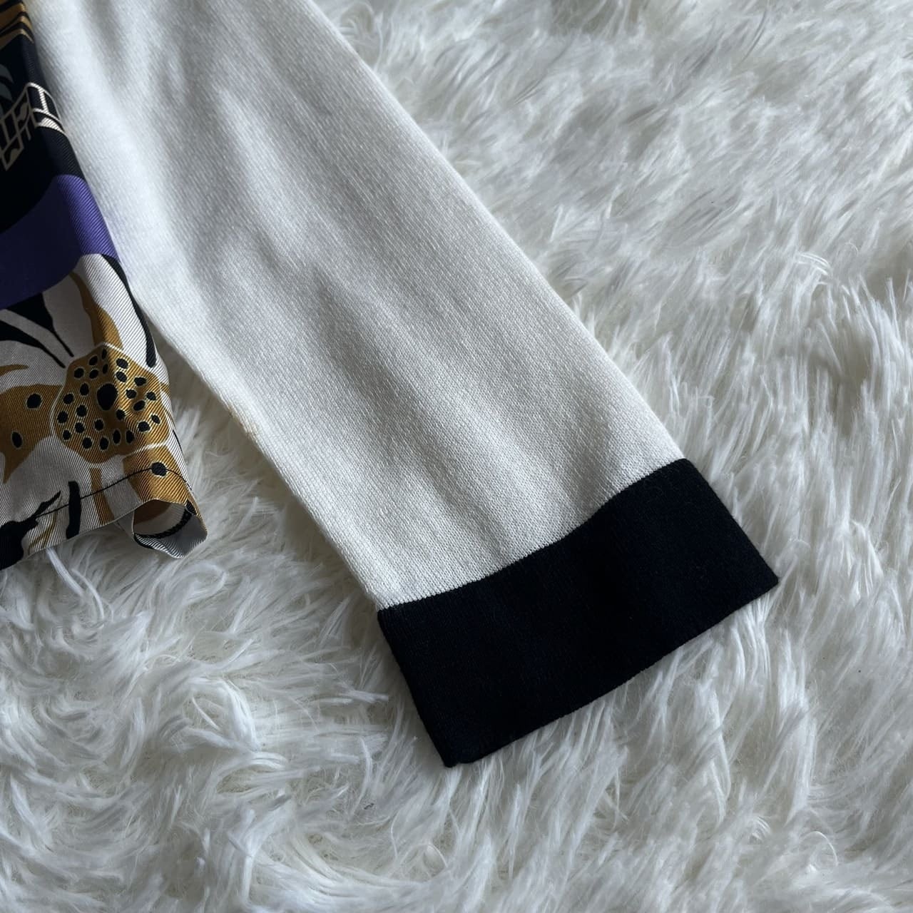 【 ETRO 】エトロ シルク 100％ Mサイズ 長袖 カットソー 総柄 切替 ETRO 】エトロ シルク 100％ Mサイズ 長袖 カットソー 総柄 切替
