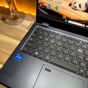 \ 公式ショップ限定価格❣️/ 準美品《超軽量》dynabook G83/HS 第11世代 メモリ8GB SSD256GB 13.3インチ FHD ノートパソコン 安心サポート&3ヶ月保証付き