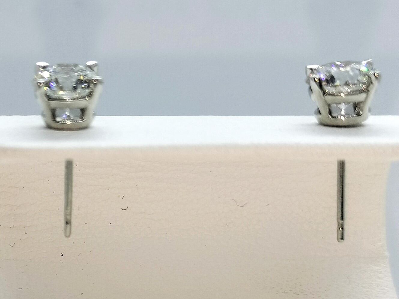 計2ct】ラボグロウンダイヤモンド／PT900ピアス | Jewelino