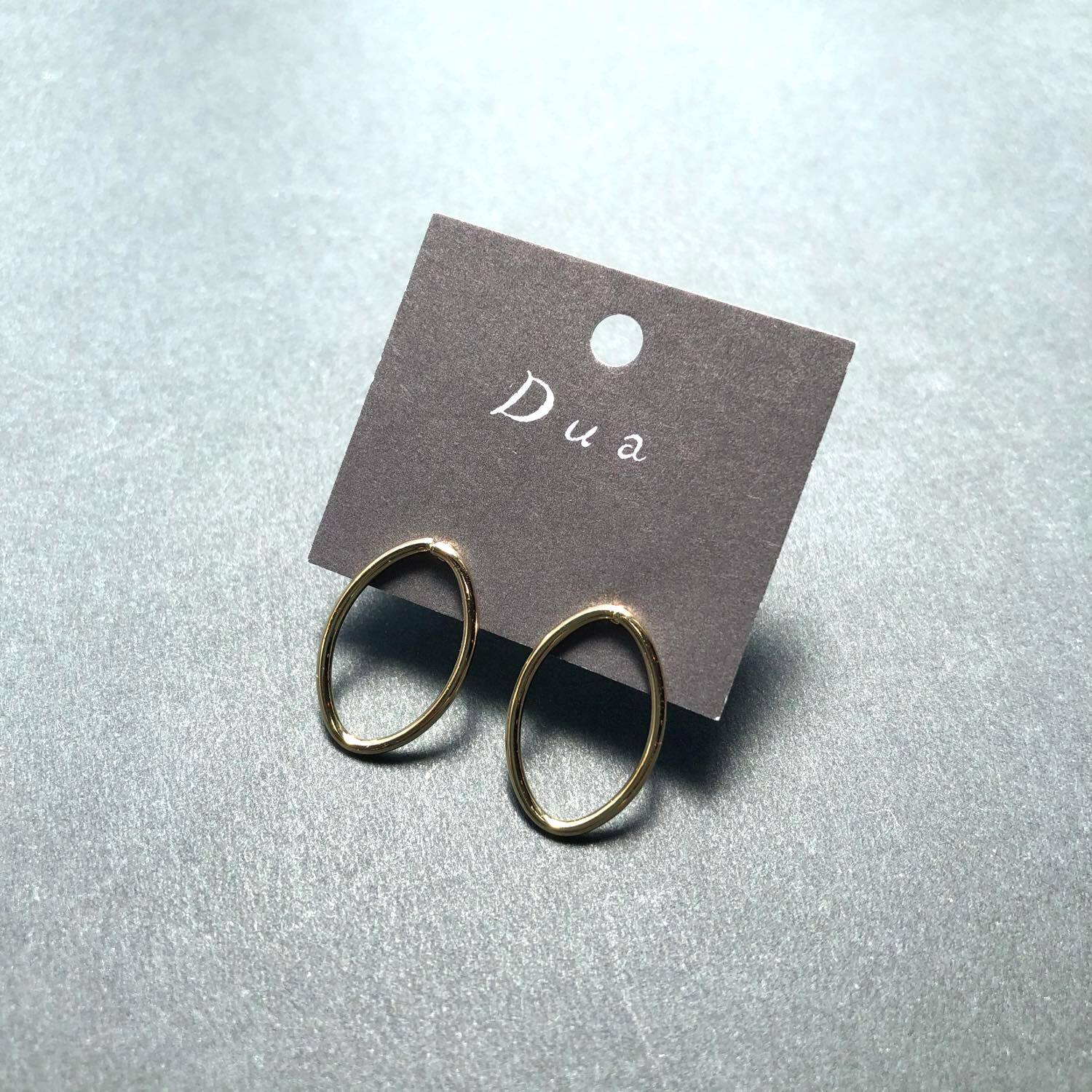 ナツメ型フープピアス(ゴールド)