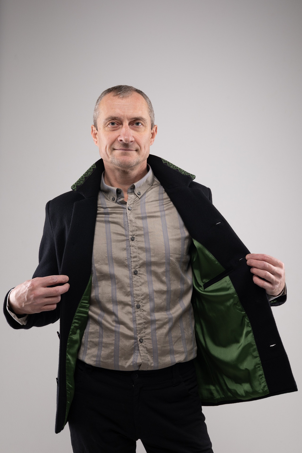 ウクライナ刺繍ジャケットコート　手縫い　プレミアムウール - 5