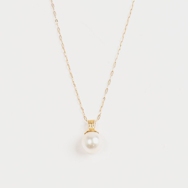 Pure Culutured Pearl Necklace 		